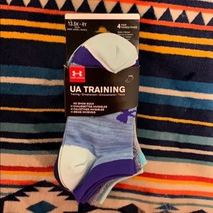 NWT under armour socks